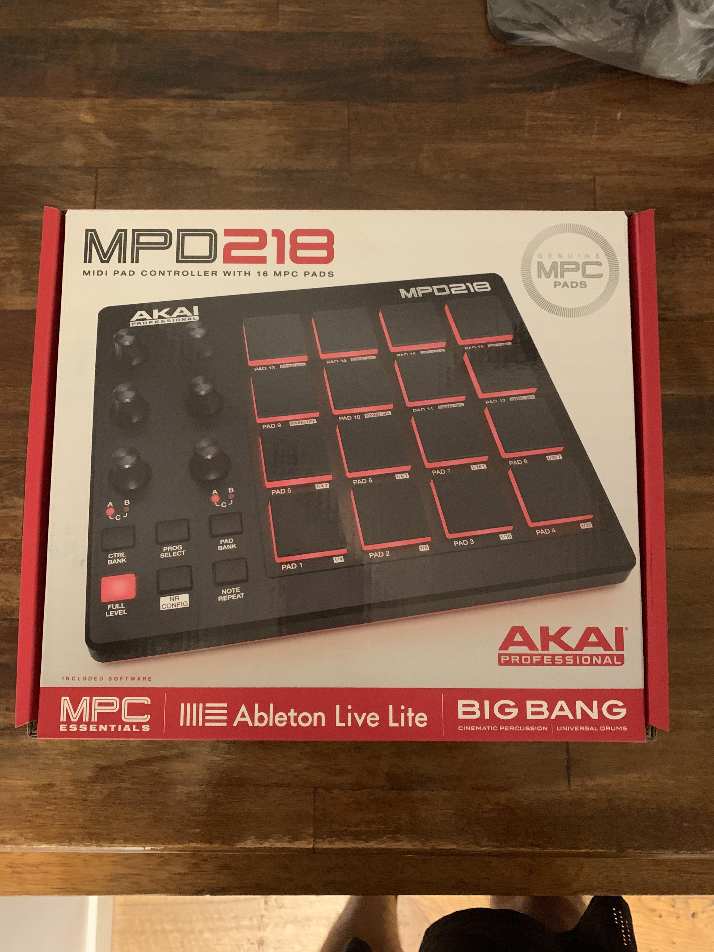 Vendo Controlador AKAI MPD218